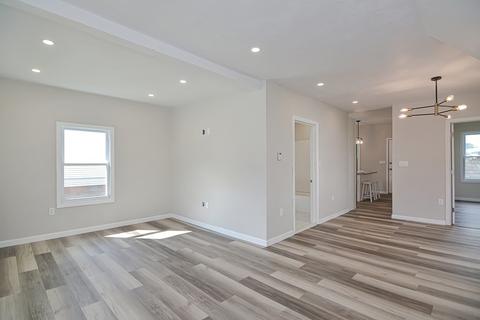 17 Orient St, Worcester, MA 01604 photo 24