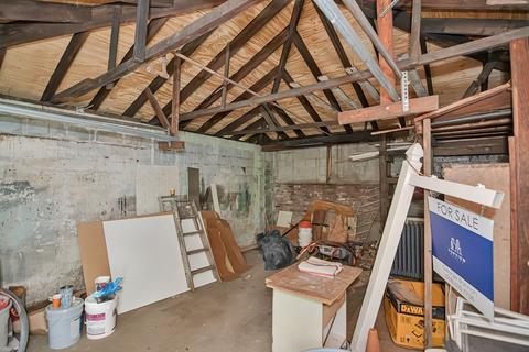 17 Orient St, Worcester, MA 01604 photo 41