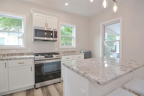 17 Orient St, Worcester, MA 01604 photo 7