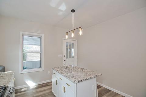 17 Orient St, Worcester, MA 01604 photo 10