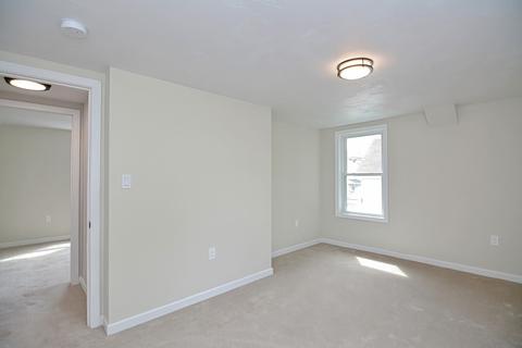 17 Orient St, Worcester, MA 01604 photo 34