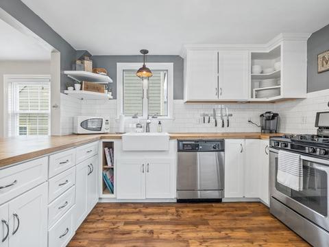 26 Ells Ave, Melrose, MA 02176 photo 10