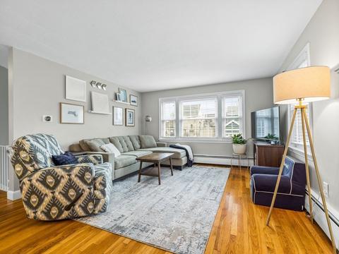 26 Ells Ave, Melrose, MA 02176 photo 5