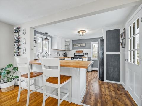 26 Ells Ave, Melrose, MA 02176 photo 8