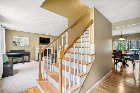 3 Old Mill Ln, Reading, MA 01867 photo 4