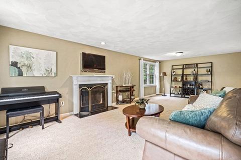 3 Old Mill Ln, Reading, MA 01867 photo 14