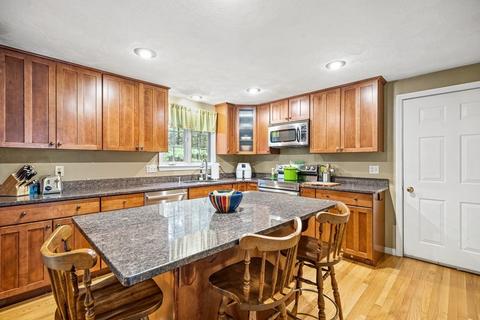 3 Old Mill Ln, Reading, MA 01867 photo 7
