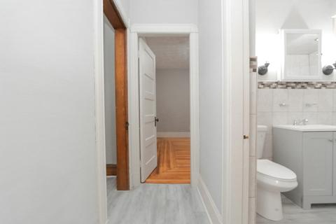 18 Rittenhouse Ter, Springfield, MA 01108 photo 24