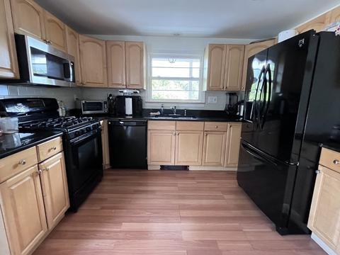 36 Bates Rd, Framingham, MA 01702 photo 5