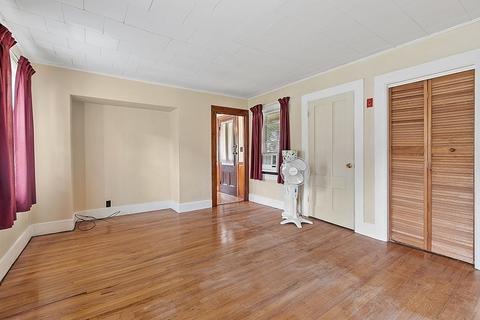 205 Main St, Maynard, MA 01754 photo 9