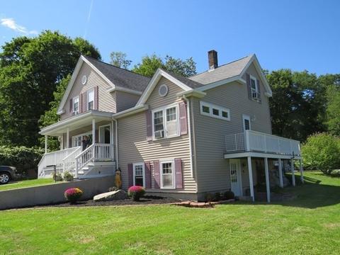 45 Highland St, Canton, MA 02021 photo 2
