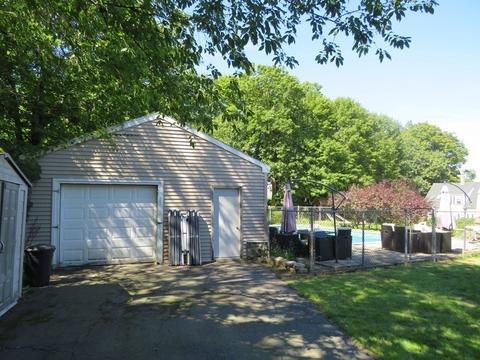 45 Highland St, Canton, MA 02021 photo 7
