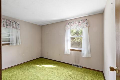 10 Meadowbrook Dr, Easthampton, MA 01027 photo 14