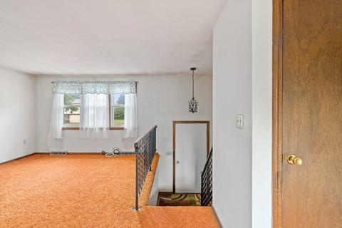 10 Meadowbrook Dr, Easthampton, MA 01027 photo 12