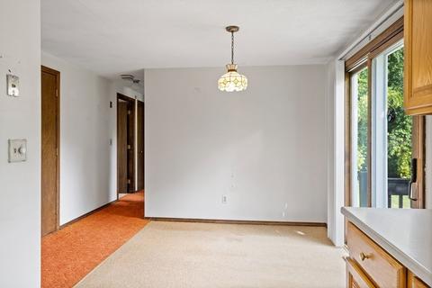 10 Meadowbrook Dr, Easthampton, MA 01027 photo 18