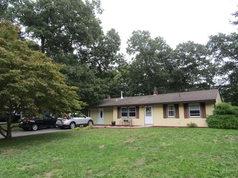 185 Nicholas Rd, Raynham, MA 02767 photo 2