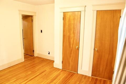 87 Whitmarsh Ave, Worcester, MA 01606 photo 18