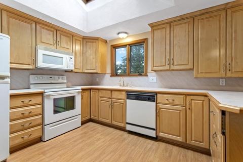 13 Jane Dr, Saugus, MA 01906 photo 13