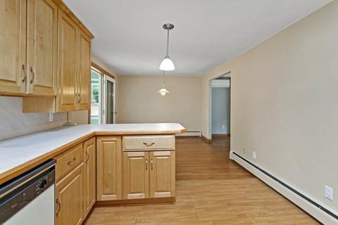 13 Jane Dr, Saugus, MA 01906 photo 9
