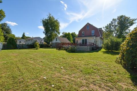 61 Harvey St, Springfield, MA 01119 photo 2
