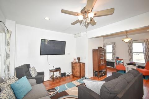 61 Harvey St, Springfield, MA 01119 photo 7