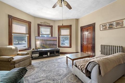 30 Berry St, Danvers, MA 01923 photo 4
