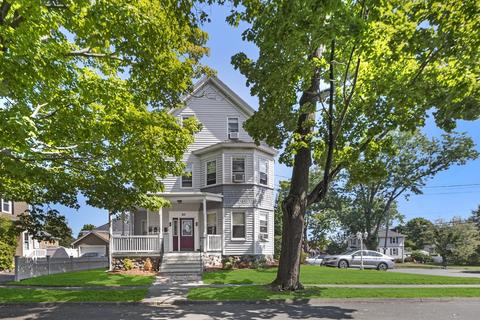 30 Berry St, Danvers, MA 01923 photo 1