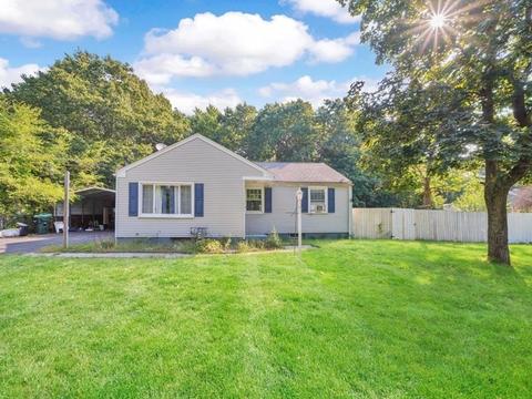 159 Stapleton Rd, Springfield, MA 01109 photo 1