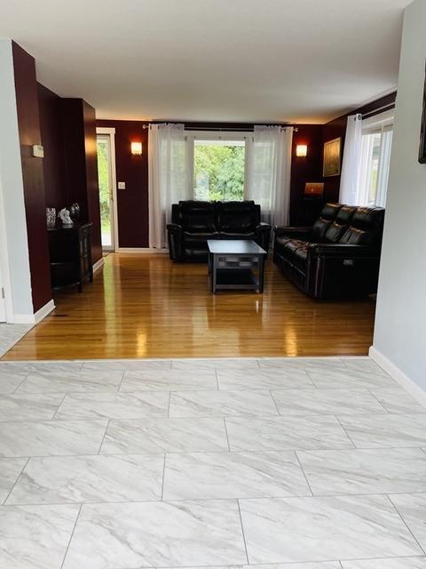 36 Pinecrest Dr, Springfield, MA 01118 photo 8