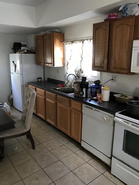 139 Bowles St, Springfield, MA 01109 photo 2