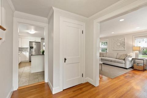 2 Gilmore Ave, Reading, MA 01867 photo 11