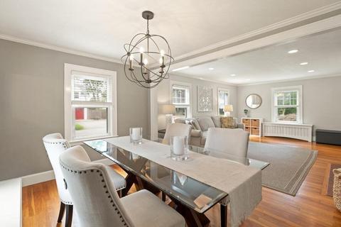 2 Gilmore Ave, Reading, MA 01867 photo 6