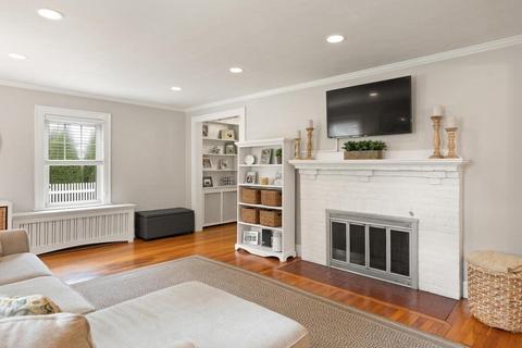 2 Gilmore Ave, Reading, MA 01867 photo 4
