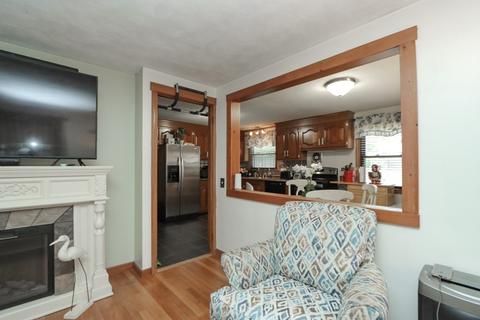 231 Louis Rd, Springfield, MA 01118 photo 7