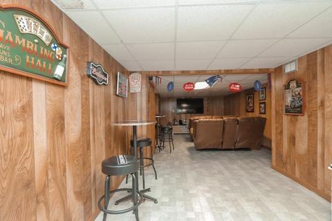 231 Louis Rd, Springfield, MA 01118 photo 19