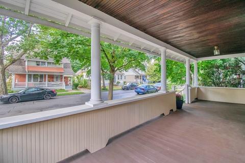 27 Castle St, Springfield, MA 01118 photo 5