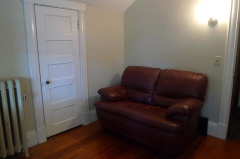 27 Castle St, Springfield, MA 01118 photo 22