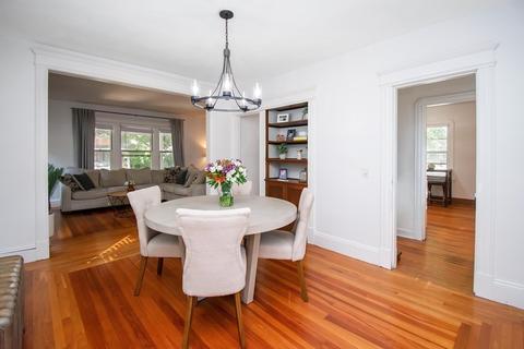 27 Castle St, Springfield, MA 01118 photo 12