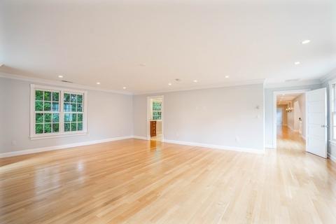 2 Hemlock St, Beverly, MA 01915 photo 13