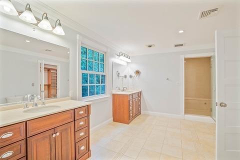2 Hemlock St, Beverly, MA 01915 photo 14