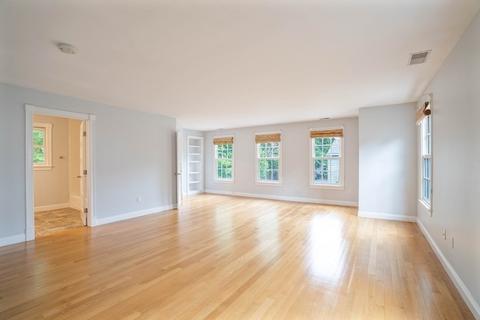 2 Hemlock St, Beverly, MA 01915 photo 23
