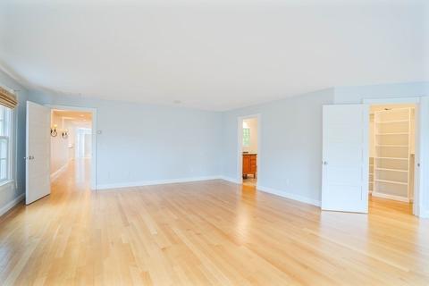 2 Hemlock St, Beverly, MA 01915 photo 24