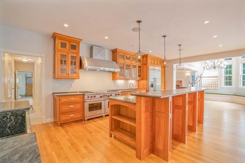 2 Hemlock St, Beverly, MA 01915 photo 3