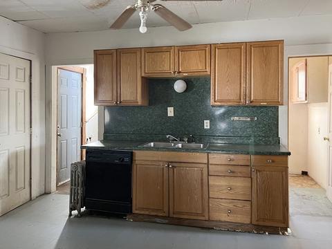 121 Albemarle St, Springfield, MA 01109 photo 7