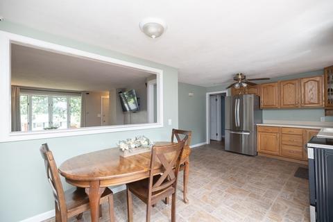 87 Feltham Rd, Springfield, MA 01118 photo 6