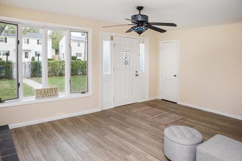 20 Wallace St, Springfield, MA 01119 photo 12