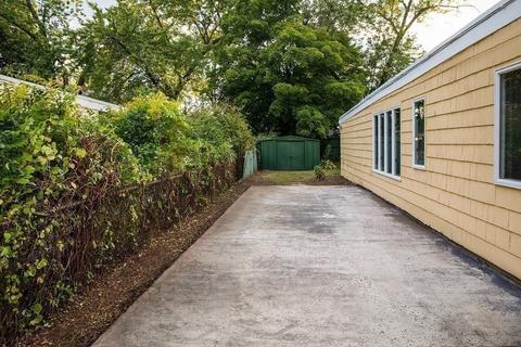 20 Wallace St, Springfield, MA 01119 photo 18