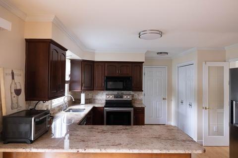1 Cherokee Rd, Worcester, MA 01606 photo 4