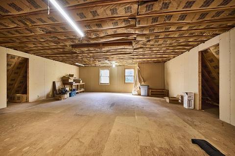 30 Pomeroy St, Easthampton, MA 01027 photo 35