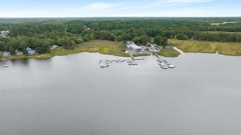 18 Hathaway St, Wareham, MA 02571 photo 2